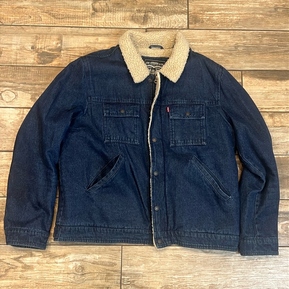 Levi’s lined jean jacket